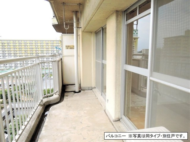 【バルコニー】