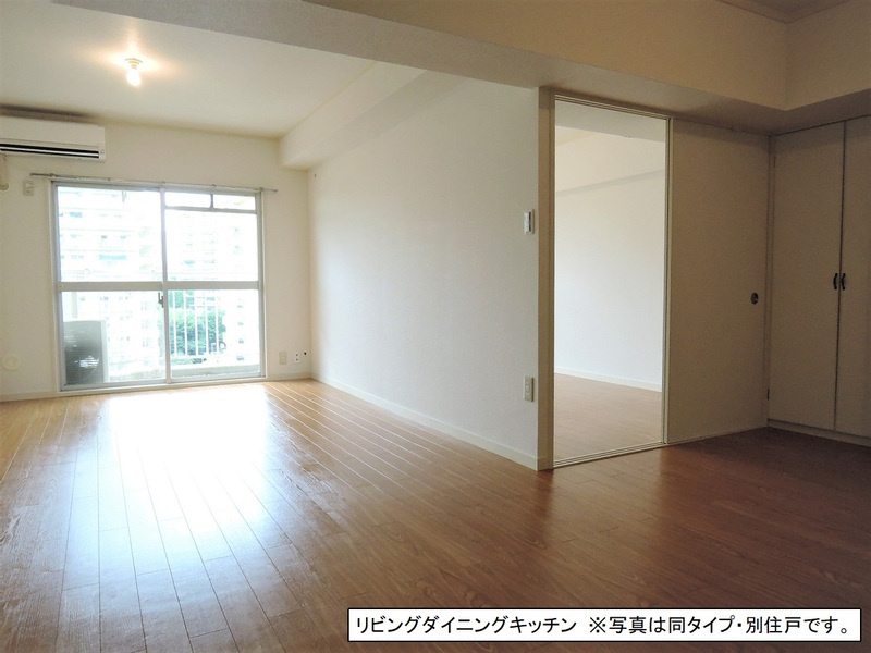 【居間・リビング】