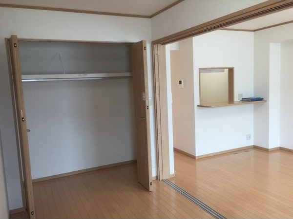 ライズの洋室