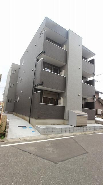 ＲＥＧＡＬＥＳＴ　南鳩ヶ谷の外観