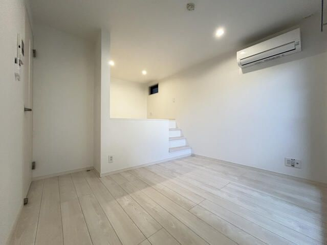 ＣＢ大宮カルムの居間・リビング
