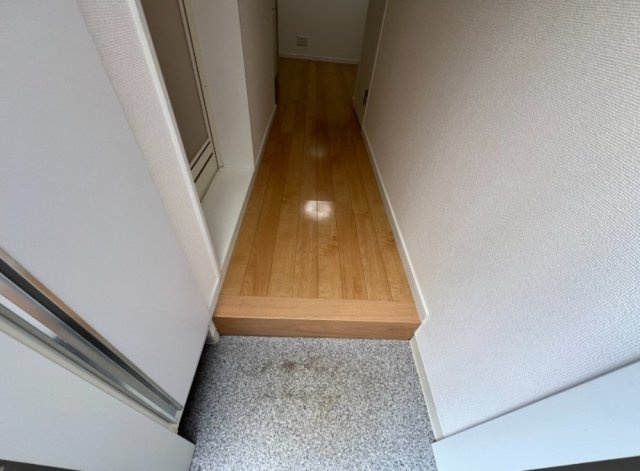 アルクスコート赤羽西の玄関