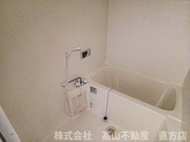 直方市湯野原２丁目の賃貸マンションの浴室