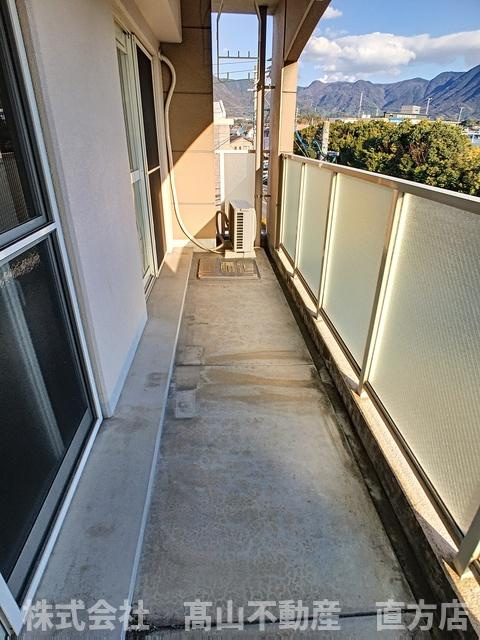 直方市湯野原２丁目の賃貸マンションのバルコニー