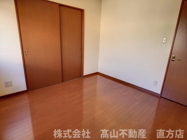直方市湯野原２丁目の賃貸マンションの洋室