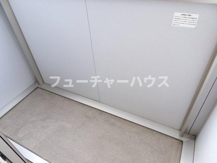 ダイマーレのバルコニー