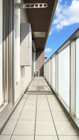 ＦＯＲＥＮＡＢＲＵＮ徳島のバルコニー