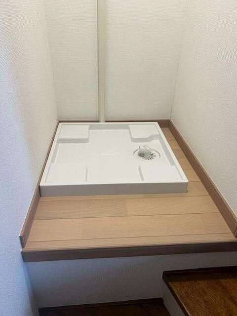 桜井邸の設備|洗濯機置場