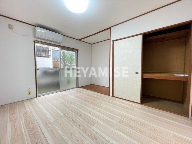 栄隆ハウス　Aの居間・リビング