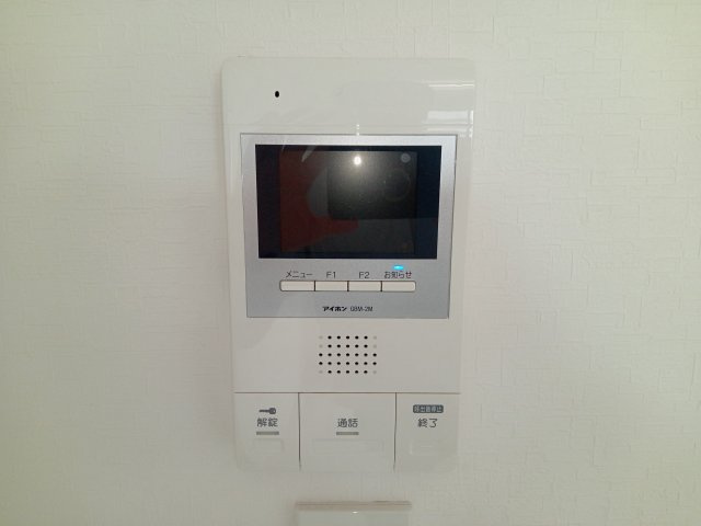 稲城市東長沼のアパートのセキュリティ