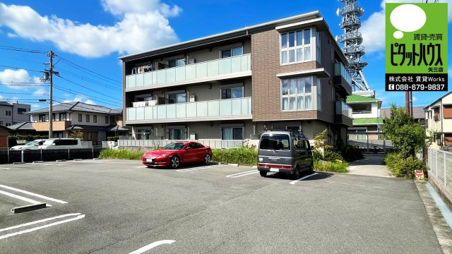 ＦＯＲＥＮＡＢＲＵＮ徳島