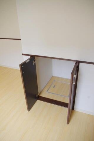 炭家エンジェルの収納