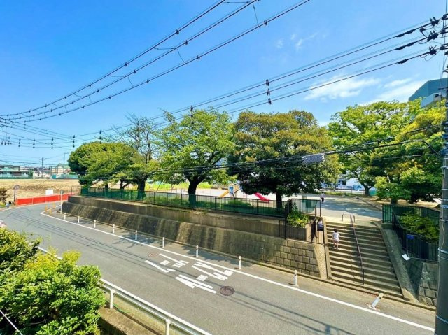上大岡ハイツC棟の展望|見晴らしの良さが魅力で、日々の暮らしに心地よい変化をもたらします。