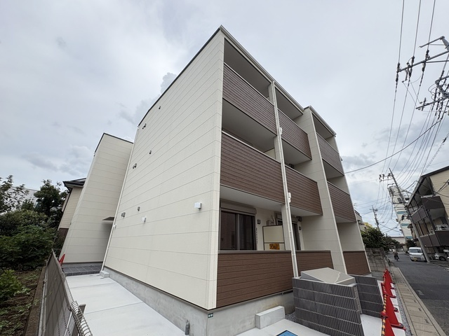 ジーメゾン岩槻本町ヒナリアの外観