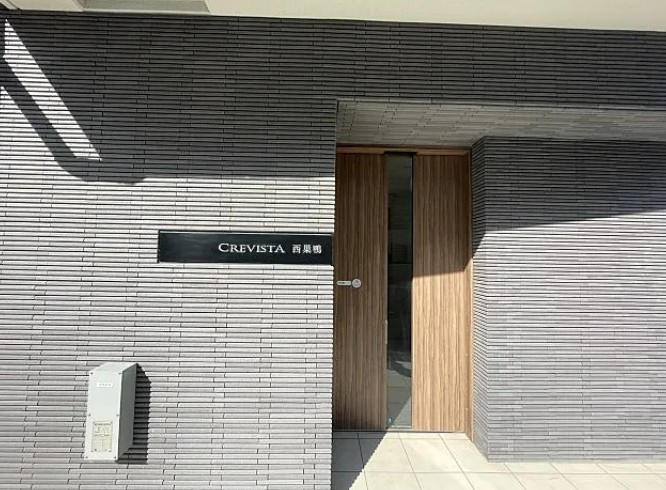 北区滝野川２丁目の賃貸マンションのエントランス