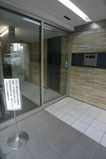【エントランス】