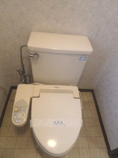 【トイレ】 | 川西市水明台１丁目4の24　中古一戸建