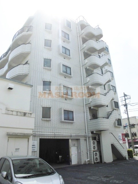 杉並区荻窪４丁目の賃貸マンションの外観
