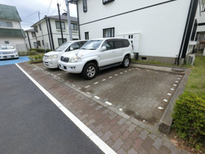 【駐車場】