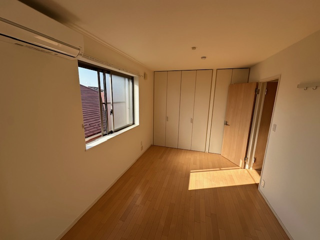 MAISON　VERTの洋室|別号室の写真です