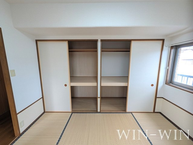 ピエール・ノーヴァの収納