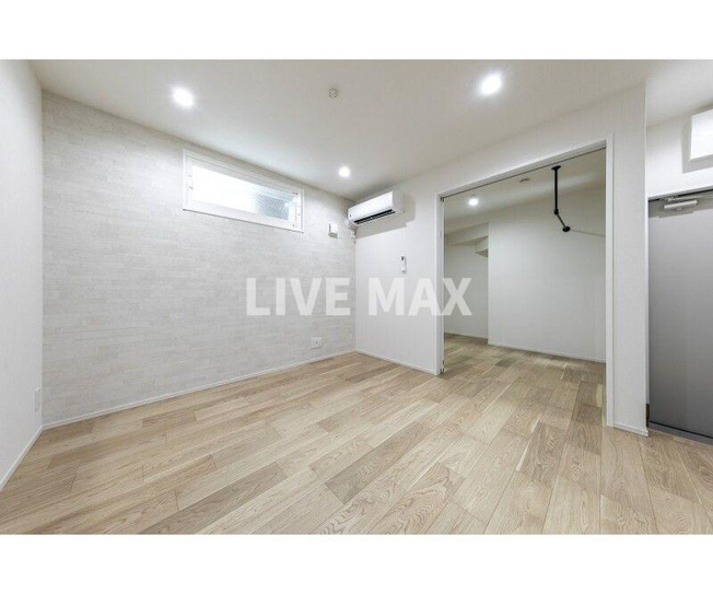 【居間・リビング】ＷｏｏｄＣｒｅｓｔ中延Ｒｅｓｉｄｅｎｃｅ