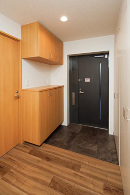 エル・セレーノ国立の玄関|※写真は同タイプ住戸です。