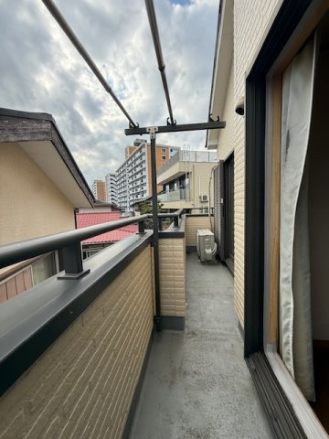 西東京市柳沢１丁目の一戸建てのバルコニー|陽当たり良好なバルコニーです