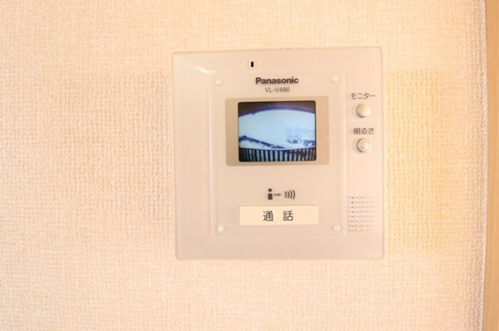 リロイコア　EASTの設備|モニター付インターホン