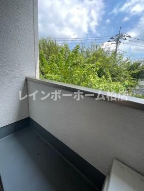 特典：仲介手数料が無料です!!のバルコニー|暖かな日差しのふりそそぐバルコニー