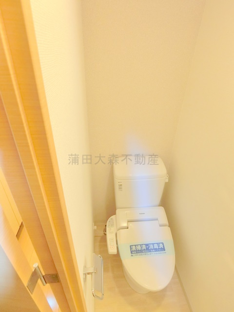 ステージファースト蒲田アジールコートのトイレ|温水暖房便座付きのトイレ