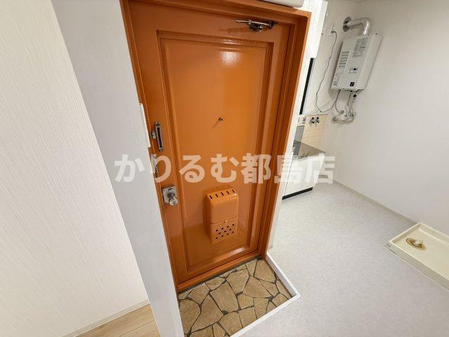 岩川マンションの玄関