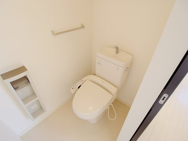 シャンテ鶴江　Ｃ棟のトイレ
