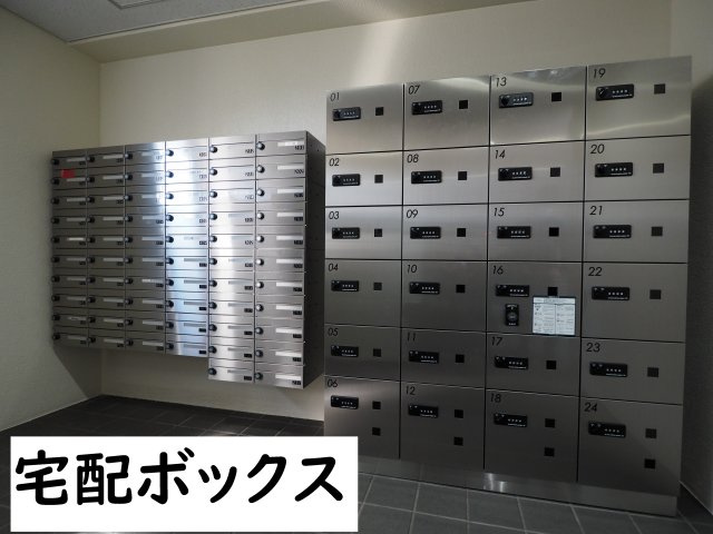 ★宅配ボックス★