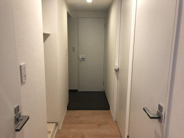 パークハビオ元麻布の玄関