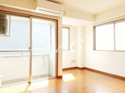 【居間・リビング】 | Ａｐｔ．Ａｎｎｏ | 洋室のお部屋です。