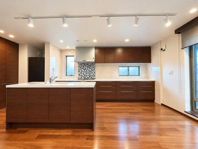 野洲市上屋のキッチン