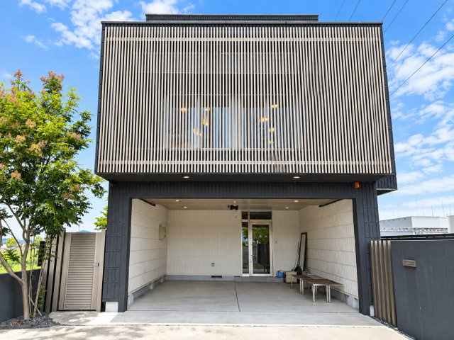 野洲市上屋の外観