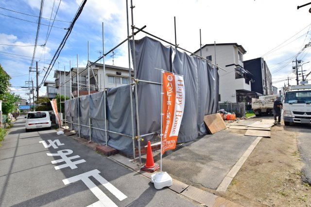 伊丹市北野2丁目建築条件無し売土地の外観|県道335号線沿いのロードサイド立地でお車でのお出かけや通勤にも便利な立地です。