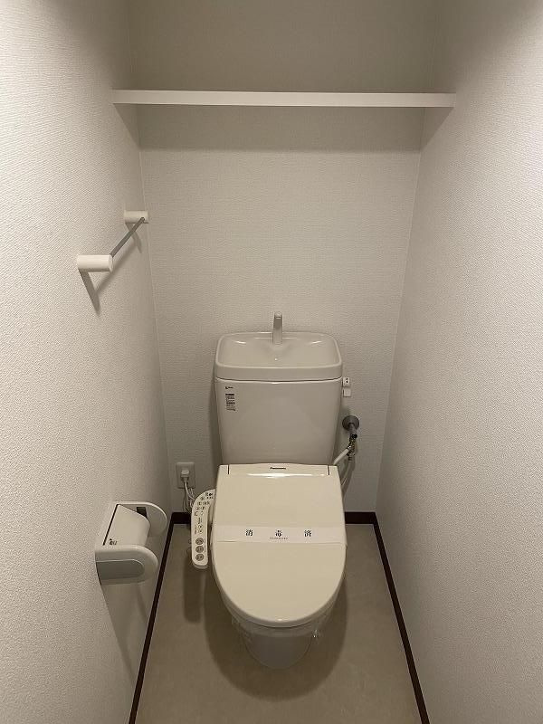 デラパーチェのトイレ