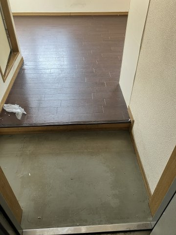 ベルヴィ尾瀬里の玄関