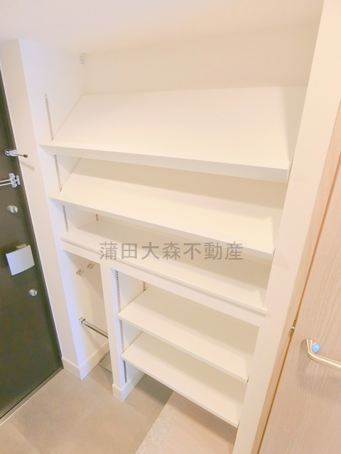 スタイリオ蒲田WESTの収納|玄関収納　シューズBOX