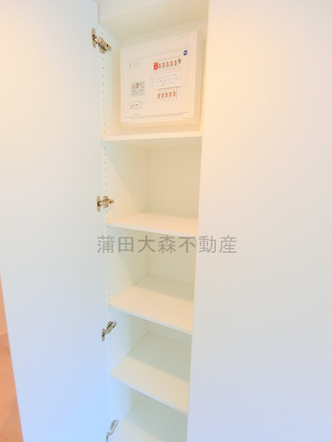 スタイリオ蒲田WESTの収納|リビング収納