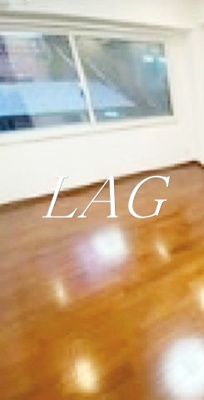 【居間・リビング】 | レジデンスオザキ | 洋室のお部屋です。