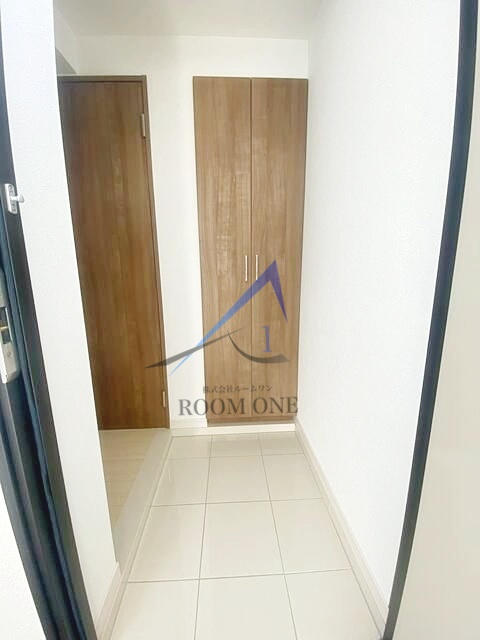 エストゥルースプラス両国の玄関|玄関です。
