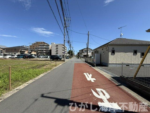 平塚市四之宮１丁目　売地　全2区画の前面道路含む現地写真|現地外観