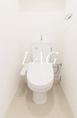 【トイレ】 | アヴァンカーサ三鷹 | トイレです。