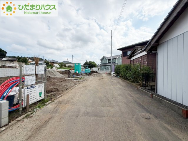 常陸太田市薬谷町第1　新築戸建　3号棟の前面道路含む現地写真|たっぷりの陽光と心地よい風が舞い込む住まい♪