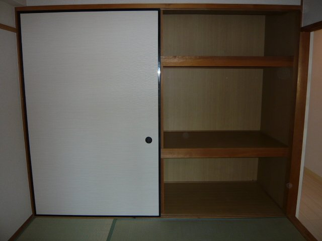 ゼフィールサカの収納