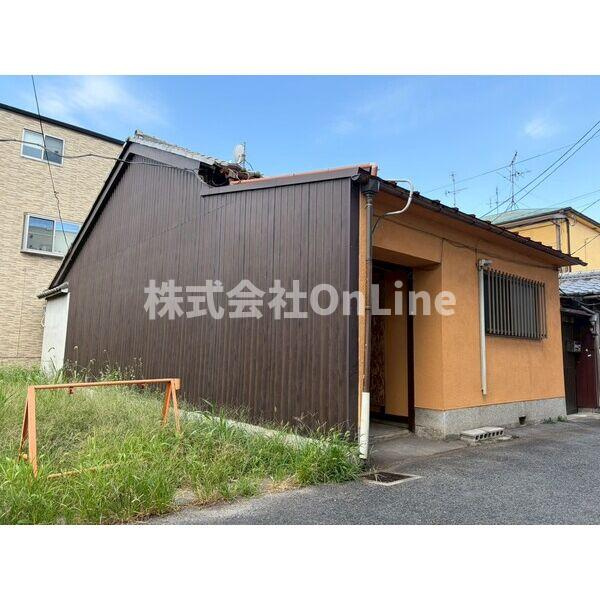 八尾市植松町貸家のロビー